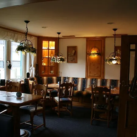 Groepshuis Winterberg 酒店 艾科灵豪森